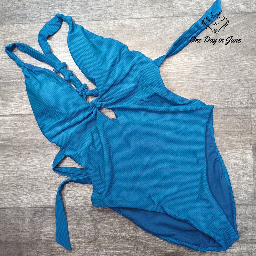 Bar III Like It Or Knot Ribbed One Piece Swimsuit Blue NWT $88 Size S